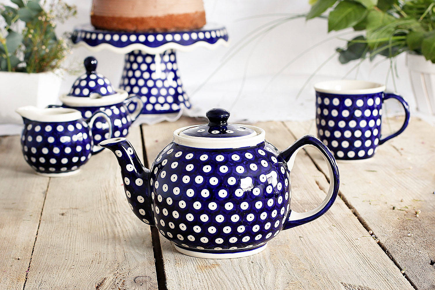 Bolesławiec pottery